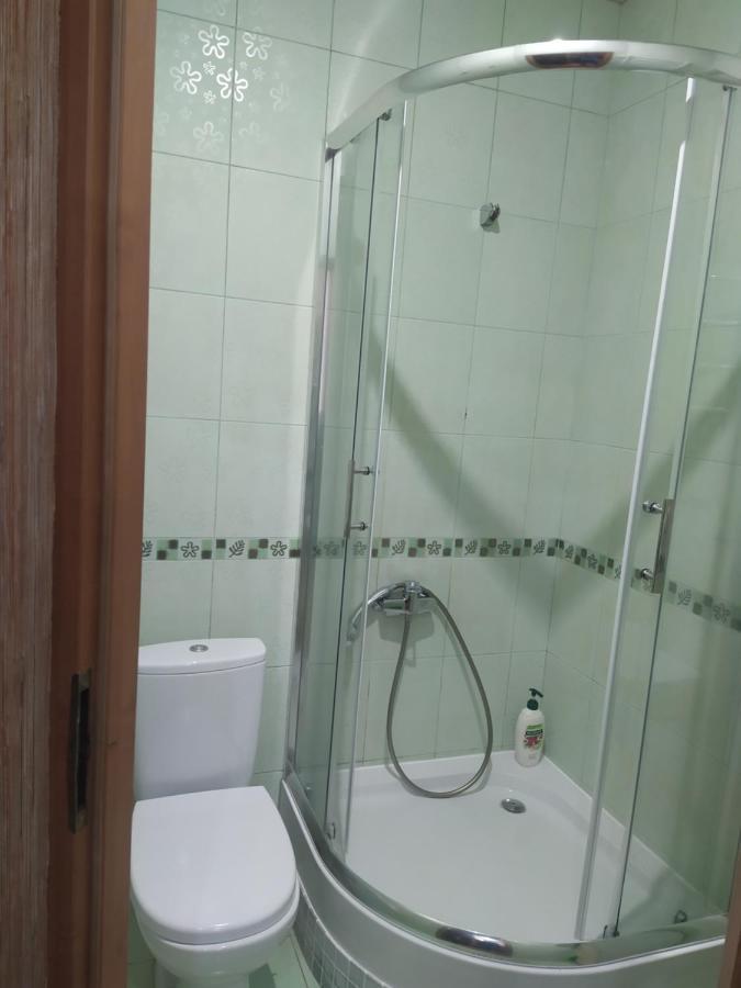 Квартира Біля Залізничного Вокзалу Lviv Extérieur photo